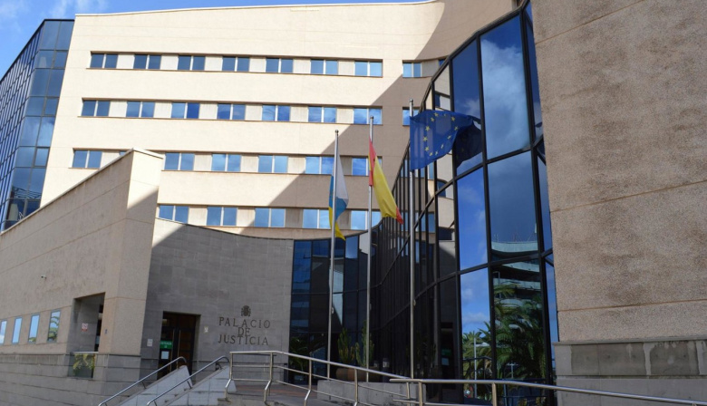 La Sala del TSJC advierte de la "necesidad" de poner en marcha las oficinas de asistencia a las víctimas de violencia sobre la mujer en Canarias
