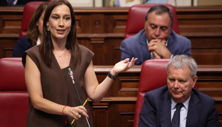 Fierro acusa al Gobierno canario de “dejar en el bolsillo” cerca de 1.000 millones sin ejecutar