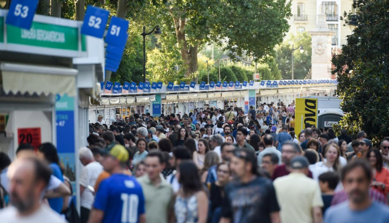Una caseta dedicada a Canarias en la Feria del Libro de Madrid