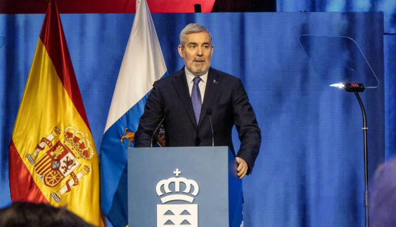 Fernando Clavijo: "Canarias se quiere, se respeta y se defiende"