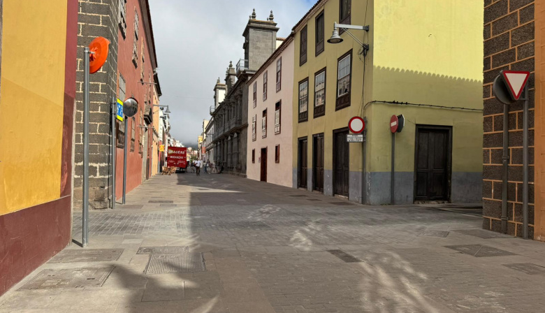 El Ayuntamiento de La Laguna avanza en su plan de rehabilitación del adoquinado del casco histórico