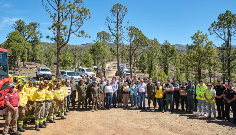 El Cabildo de Tenerife activa el mayor operativo humano y tecnológico de su historia en la lucha contra el fuego