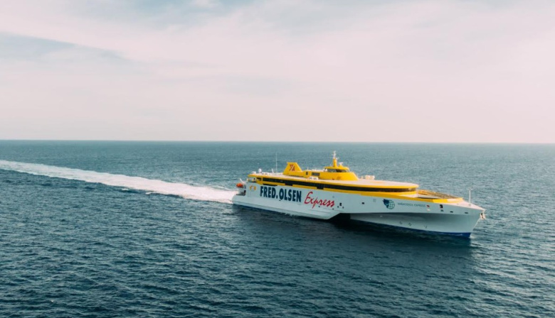 Fred. Olsen Express activa su programación de verano con refuerzos en las rutas de mayor demanda