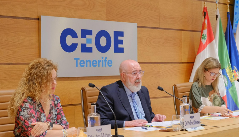 Empresarios de Tenerife avisan de "desaceleración" y piden un pacto para aumentar la productividad en Canarias