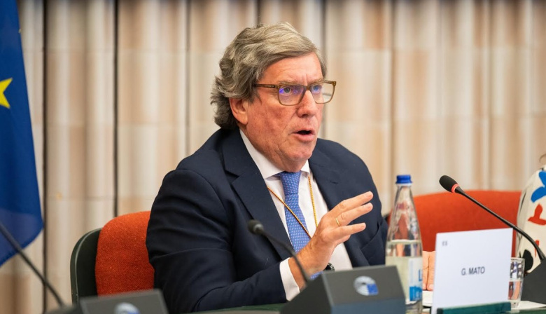 Gabriel Mato celebra el refuerzo de los derechos de los pasajeros aéreos y destaca su importancia para Canarias