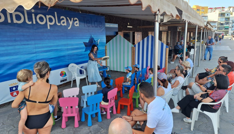 La Biblioplaya de Melenara ultima su mejor versión para volver a llenar de cultura el verano de Telde