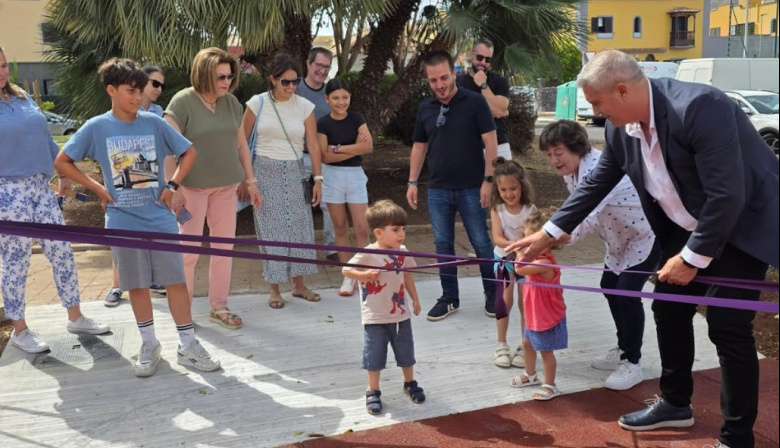 La Laguna pone en servicio el nuevo parque infantil de Villa Hilaria tras ampliar y renovar sus instalaciones