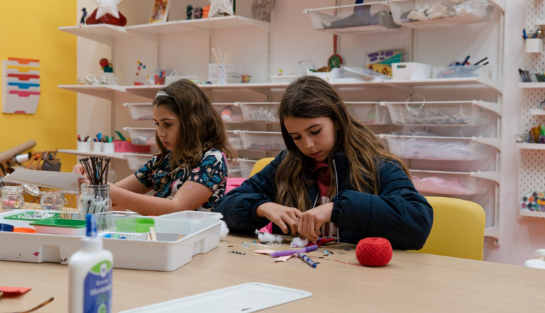 El museo TEA ofrece ‘Minitardes de verano’ y talleres con los artistas Sema Castro y Elena Galarza