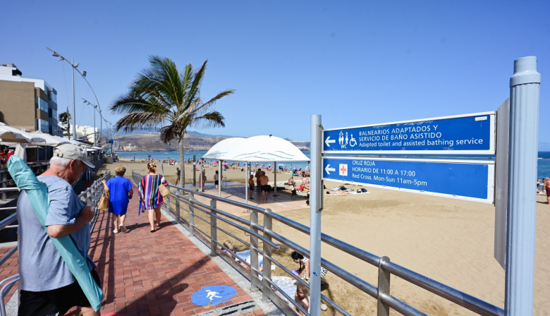 El Ayuntamiento de Las Palmas de Gran Canaria licita las obras para ampliar y modernizar la zona de baño asistido de Las Canteras con criterios de accesibilidad universal