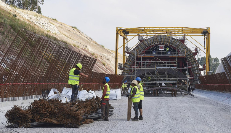 La licitación pública crece un 67% en el primer semestre en Canarias y alcanza los 195 millones
