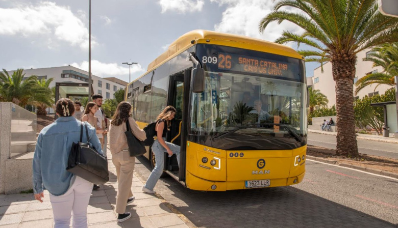 Guaguas Municipales pone en marcha la línea 27 para conectar Siete Palmas y el Campus Universitario de Tafira durante las obras del viaducto del Guiniguada