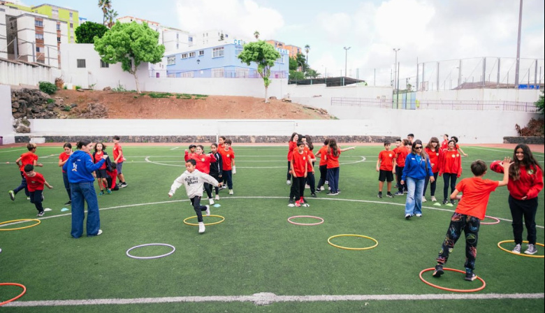 Más de 100 centros educativos de Primaria y Secundaria activan sus recreos gracias al Cabildo