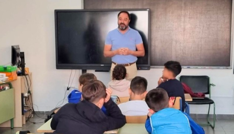Arona alcanza a más de 8.200 estudiantes con sus programas educativos de salud, prevención e inclusión
