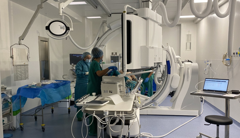 Las personas ingresadas en el Hospital La Candelaria valoran con un notable alto la atención recibida