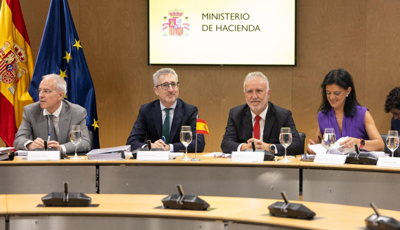 Los 'barones' del PSOE y las CCAA del PP avanzan su voto en contra al plan de financiación del Gobierno en el CPFF