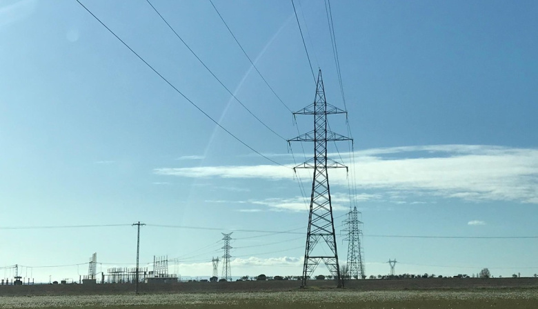 La demanda eléctrica crece un 1,9% en agosto en Canarias