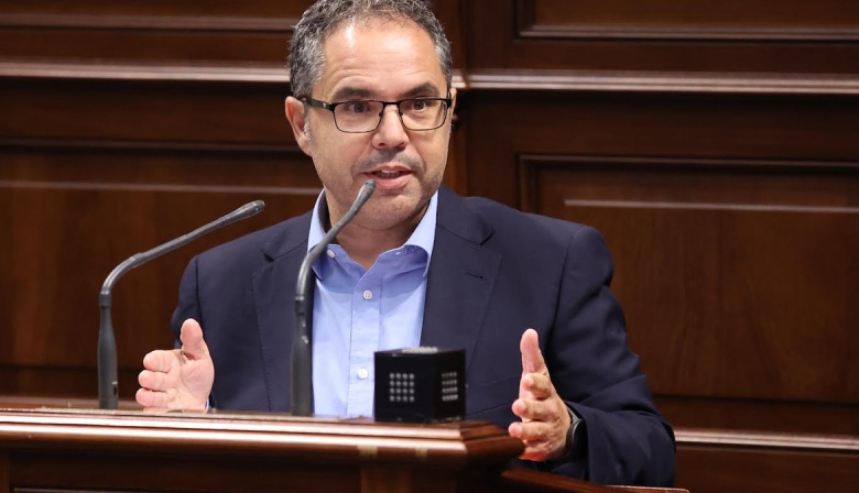 El PSOE tacha de “irresponsable” a la consejera de Turismo por anunciar un Decreto Ley sin consenso con los residentes en zonas turísticas: “Debe dimitir”