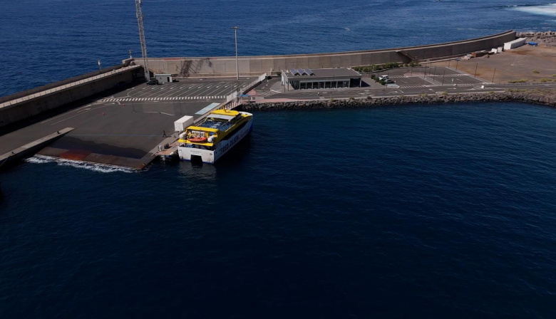 Puertos Canarios y el Cabildo de La Gomera impulsan el Puerto de Vueltas como espacio para nuevas tecnologías