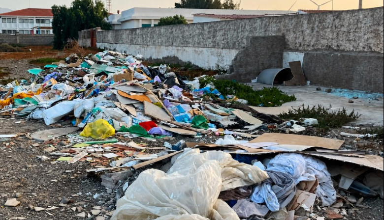 San Bartolomé de Tirajana retira en un mes 147 toneladas de escombros abandonados de forma irregular