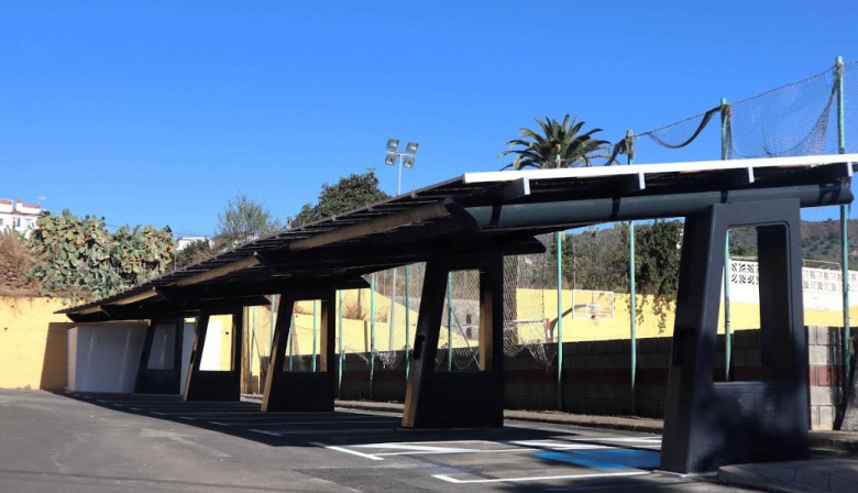 El Cabildo de Gran Canaria pone en marcha una planta fotovoltaica en el aparcamiento de Las Vegas, en Valsequillo