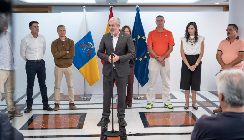 Gobierno canario y sindicatos pactan la implantación de la carrera profesional para el personal de la Administración