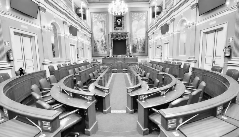 El Parlamento de Canarias muestra su "profundo pesar" y lamenta la muerte de la diputada Cristina Calero (CC)