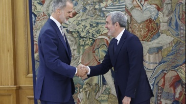 Clavijo traslada a Felipe VI su preocupación por la “inacción del Gobierno de España” ante el drama migratorio