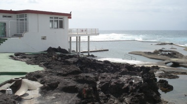 Unidas Se Puede pide agilizar las acciones para recuperar el espacio público del Charco de la Arena