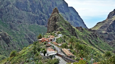 El Cabildo de Tenerife invierte 95.000 euros en la mejora el Camino de Lomo Olivera, en el Parque Rural de Teno
