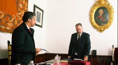Miguel García Santana toma posesión como nuevo concejal del Ayuntamiento de La Laguna por CC