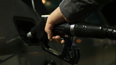 El Gobierno bonificará 20 céntimos por litro de combustible a los habitantes de El Hierro, La Gomera y La Palma