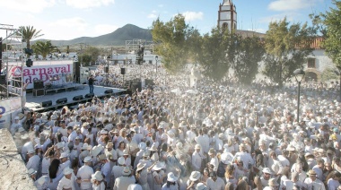El Cabildo de Fuerteventura establece servicios especiales de guaguas con motivo del Carnaval de Día de Tetir