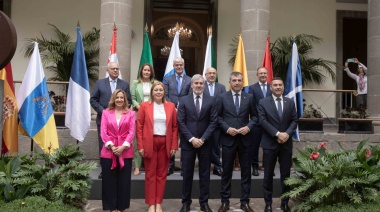 Gobierno y cabildos sellan un pacto para impulsar el modelo de desarrollo sostenible de Canarias