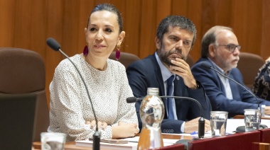 Jéssica de León presenta el primer Libro Blanco de la Economía Social de Canarias