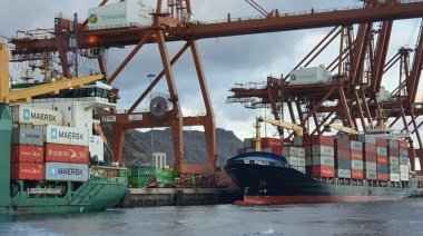 La Autoridad Portuaria de Santa Cruz de Tenerife mantiene el liderazgo nacional en el tráfico de pasajeros y automóviles