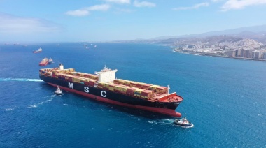 El Puerto de Las Palmas recibe al mayor portacontenedores hasta la fecha