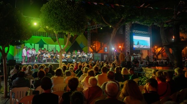 La semana del folclore llenará de tradición la Plaza de Santiago de martes a viernes