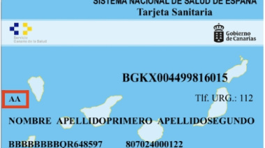 Sanidad facilita la asistencia sanitaria a personas vulnerables con las tarjetas sanitarias AA