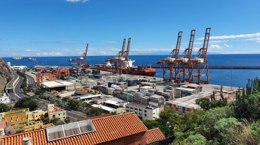 El tráfico de mercancías del puerto de Santa Cruz de Tenerife superó los 3 millones de toneladas hasta marzo