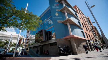 Santa Cruz aplaza la Mesa de Comercio para potenciar el diálogo y el consenso