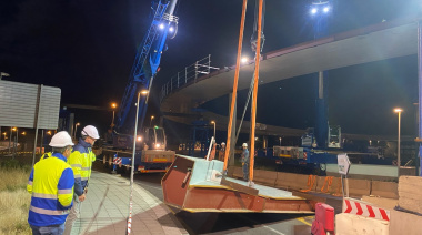 El Cabildo de Tenerife instala una de las piezas más complejas de la obra de la Pasarela del Padre Anchieta