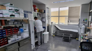 Canarias reclama a Sanidad 31 millones para dar cobertura a migrantes