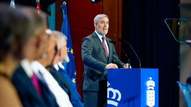 Clavijo subraya que Canarias "nunca" se rinde y "no" lo hará en la búsqueda de una solución para menores migrantes