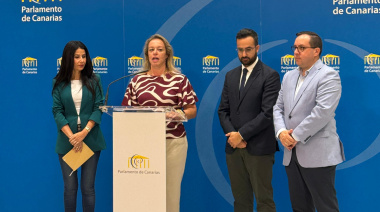 PP, CC, ASG y AHI registran en el Parlamento una proposición de ley dirigida a reforzar la figura del profesorado en las aulas canarias