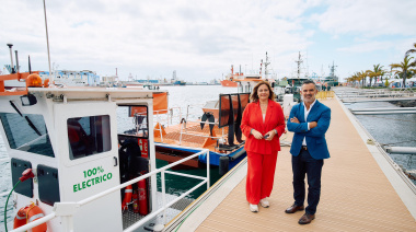 La Autoridad Portuaria de Las Palmas presenta su primera embarcación 100% eléctrica y su primera embarcación con mayor capacidad y velocidad de succión de todos los puertos españoles