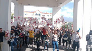 Sindicalistas de Base propone movilizaciones y huelga ante los hoteles todos los viernes durante julio y agosto