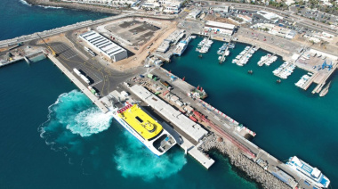 Puertos Canarios adjudica provisionalmente el control de acceso, mobiliario urbano y señalización de Playa Blanca