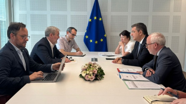 Canarias pide a Bruselas que amplíe más allá de 2030 la exención de tasas de emisión entre islas y con la península