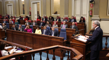 Clavijo reprocha que Sánchez siga sin contestar a Canarias sobre si puede destinar el superávit a vivienda