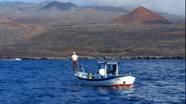 El Cabildo de El Hierro apoya la declaración del parque marino con la abstención del PP y anuncio de impugnación de AHI